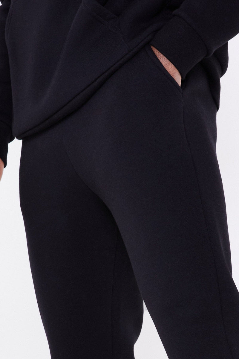 Jameson Carter  Jogger Apex Loose Jogger - Black