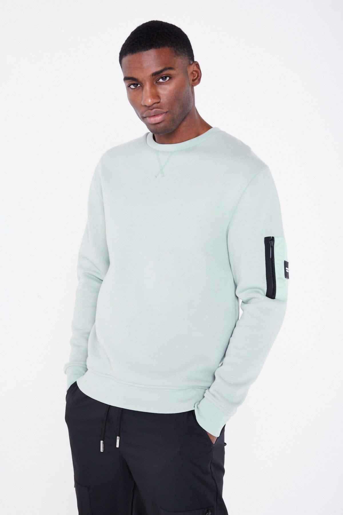 Jameson Carter  Jumper Stealth Cargo Jumper - Sage